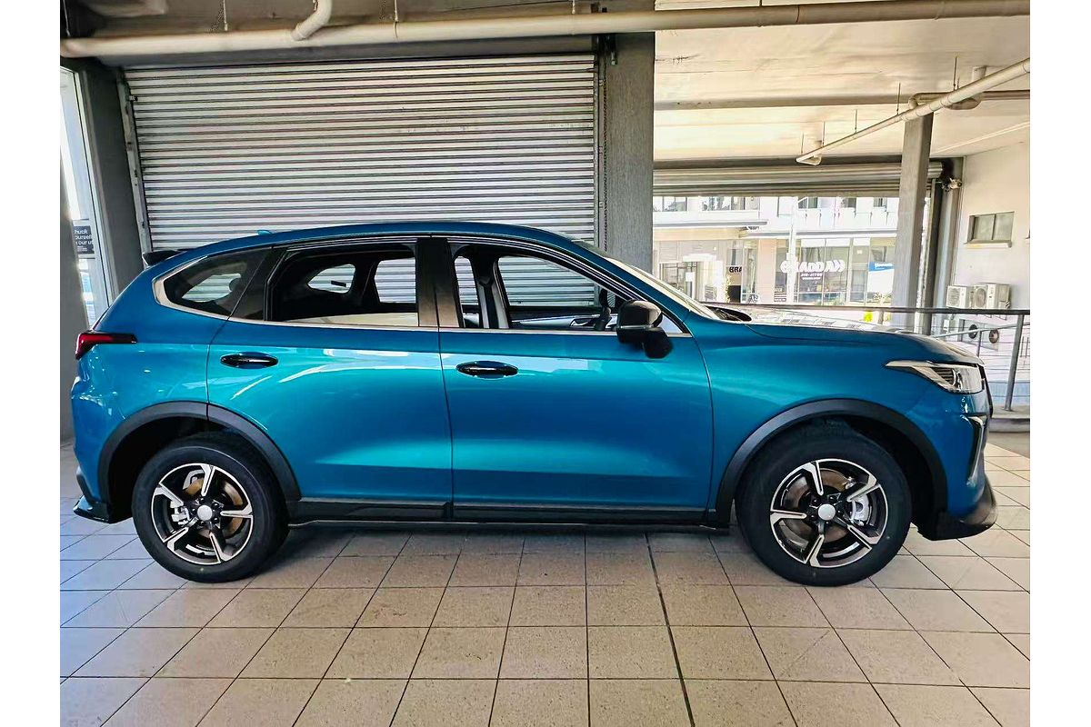 Jolion Pro Premium Auto 4x2 Hybrid