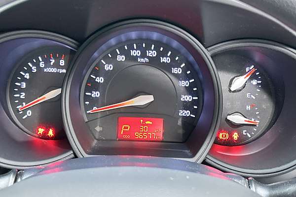 2015 Kia Rio S UB thumb-12