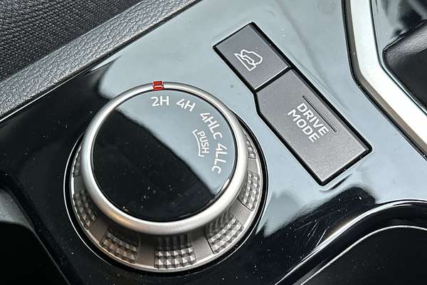 2025 Mitsubishi Triton GLS MV 4X4 thumb-14