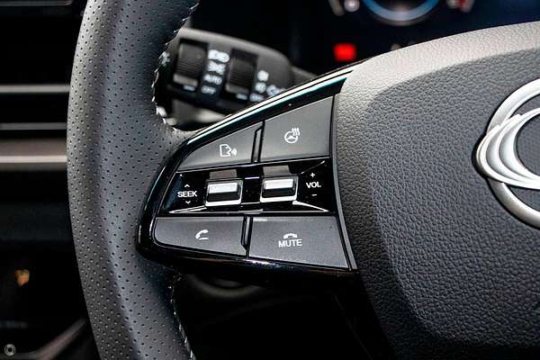 2025 KGM Musso Ultimate Q261 4X4 LWB thumb-9