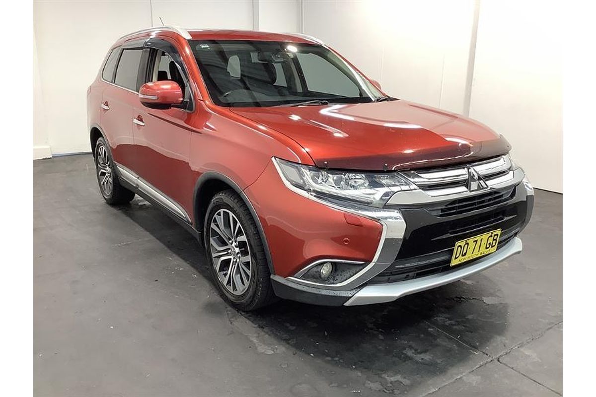 2015 Mitsubishi Outlander Exceed ZK