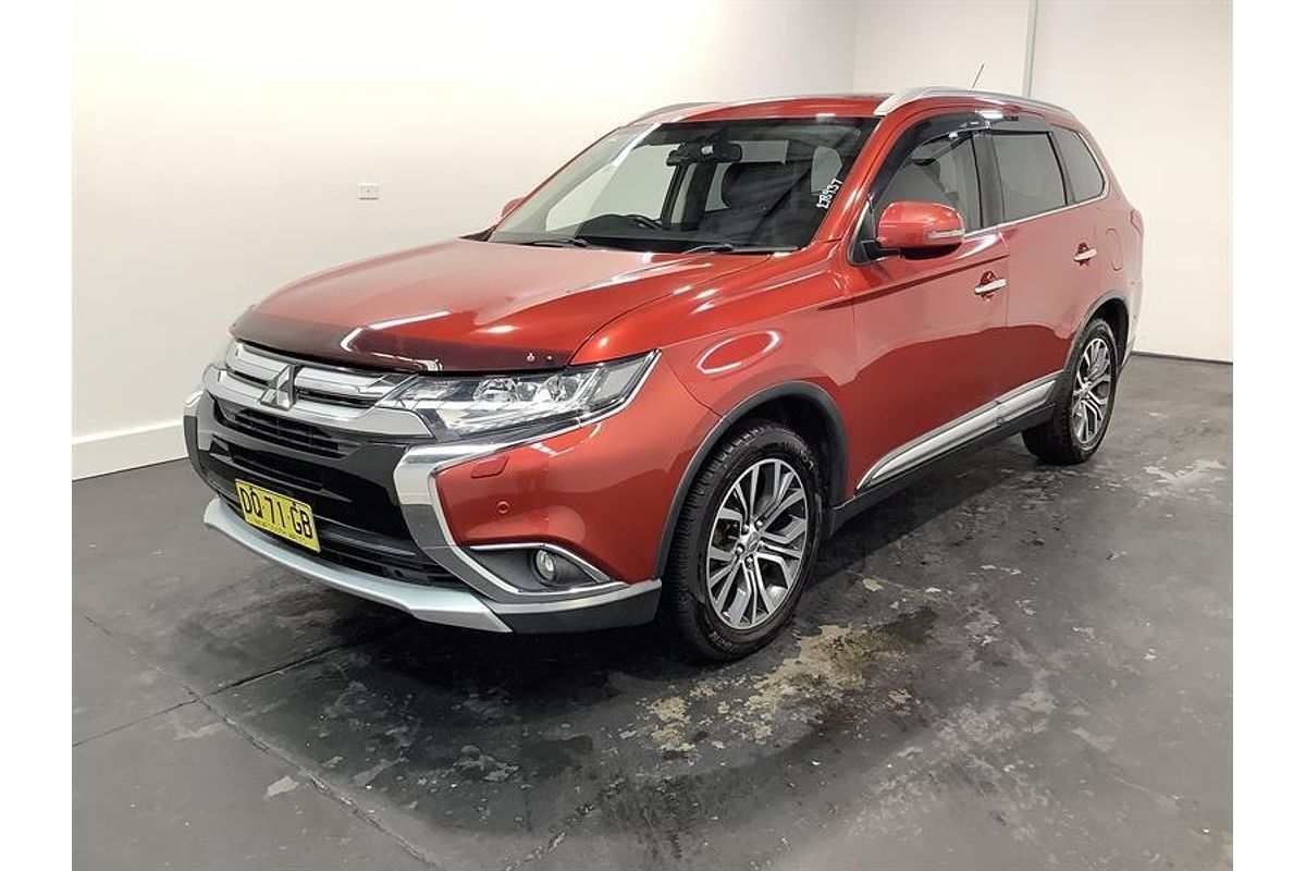 2015 Mitsubishi Outlander Exceed ZK