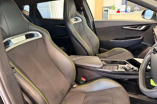 2023 Kia EV6 GT CV thumb-14