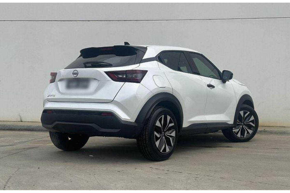 2025 Nissan JUKE ST F16