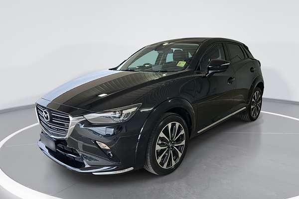 2023 Mazda CX-3 sTouring DK