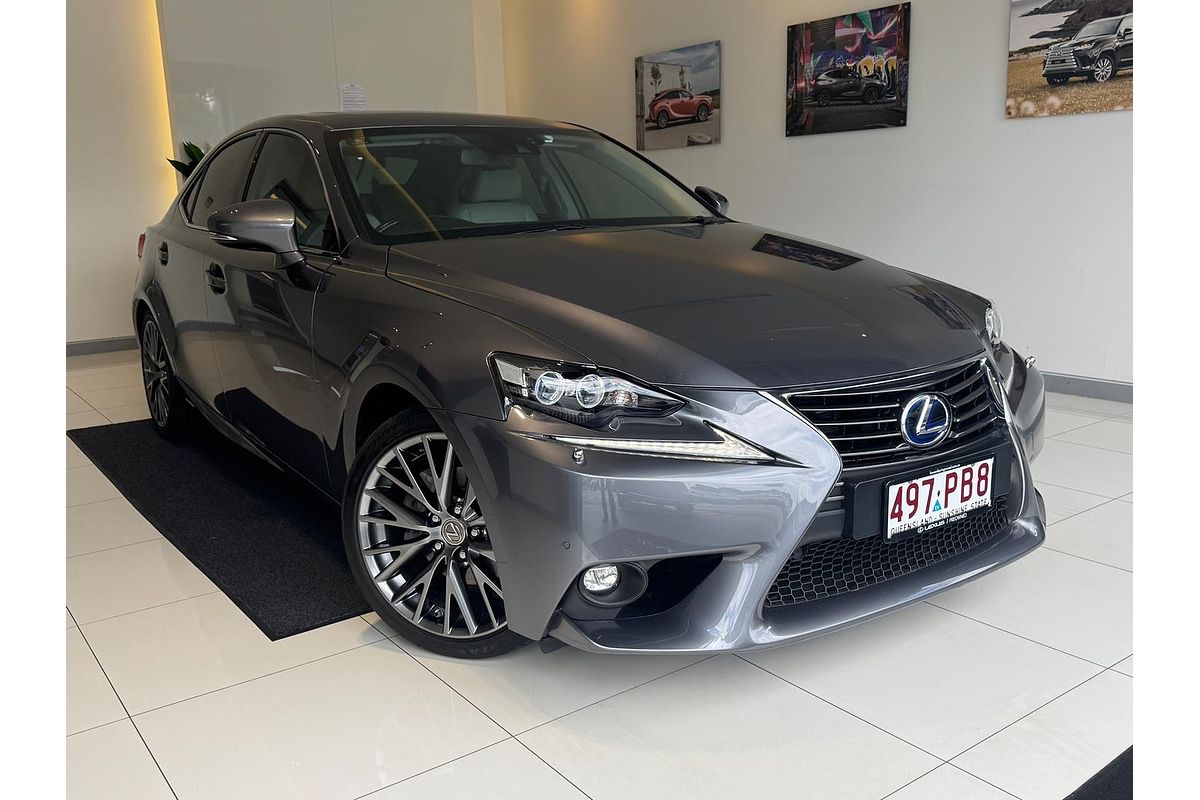 2015 Lexus IS IS300h Luxury AVE30R