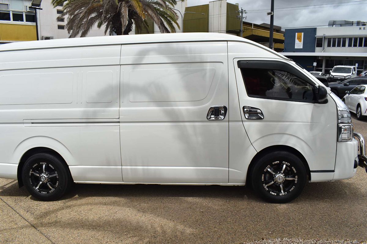 2018 Toyota Hiace  KDH221R ELWB High Roof