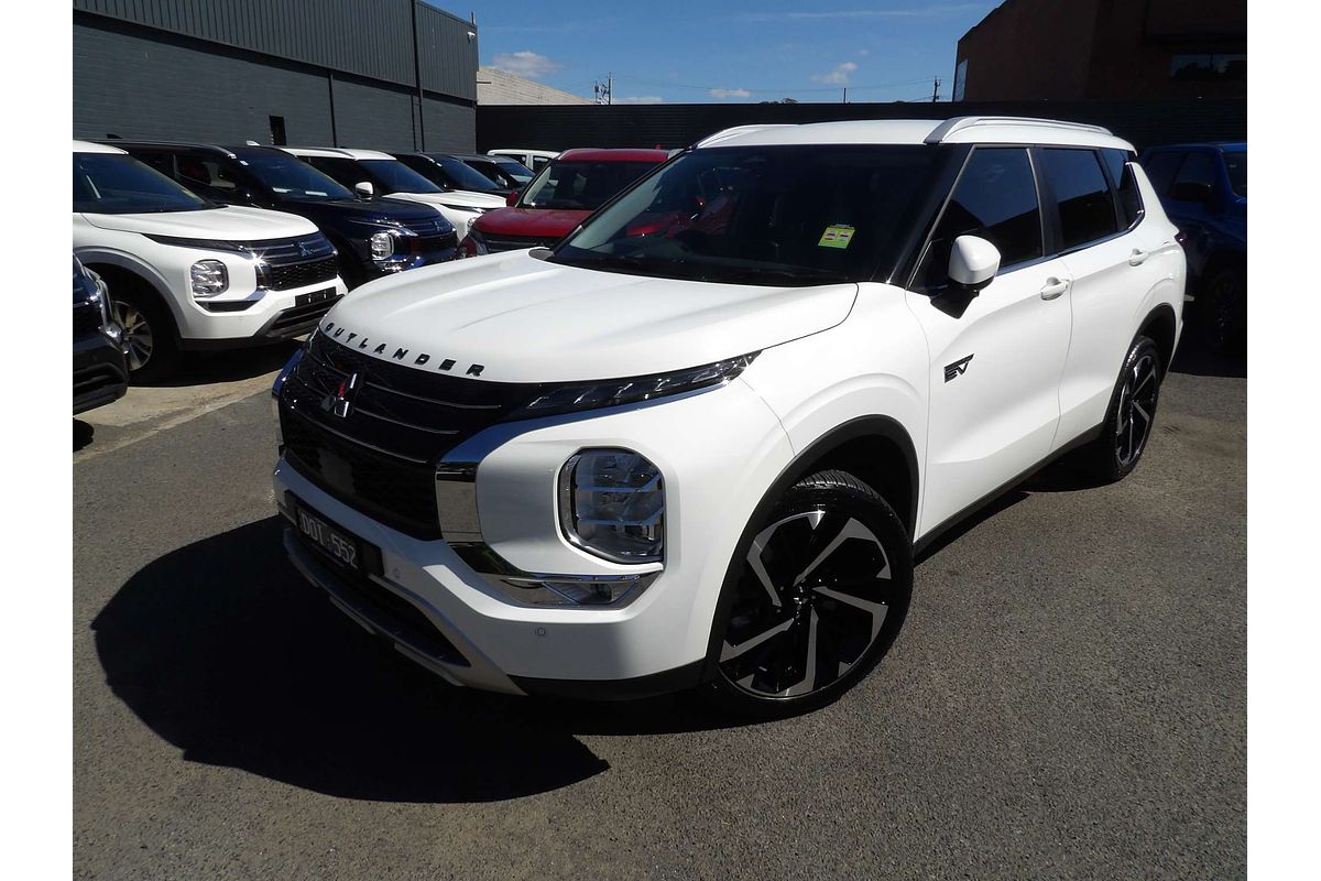 2025 Mitsubishi Outlander Aspire ZM