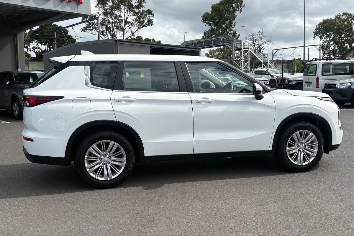 2021 Mitsubishi Outlander OUTLANDER ES 5 SEAT (AWD) ZL6M45