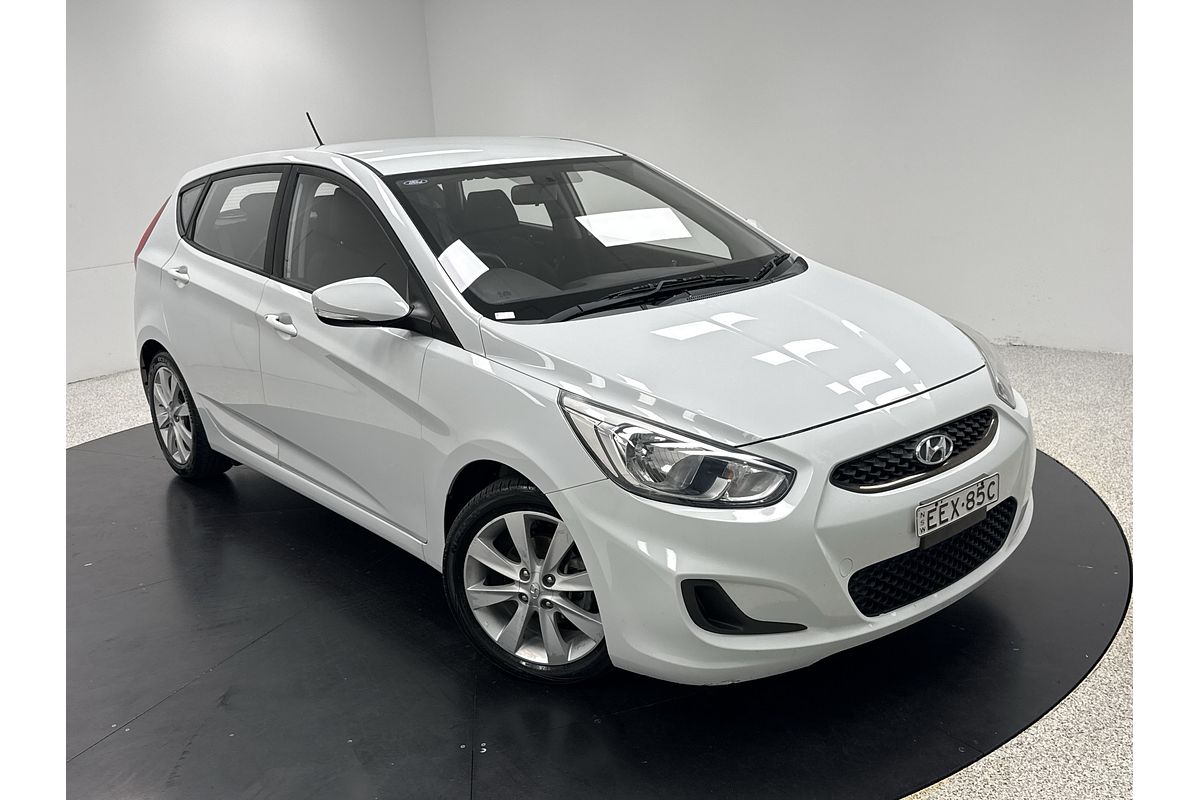 2019 Hyundai Accent Sport RB6