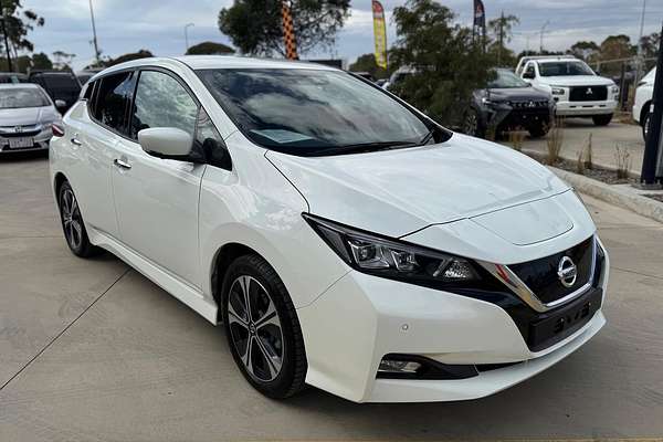 2020 Nissan LEAF ZE1