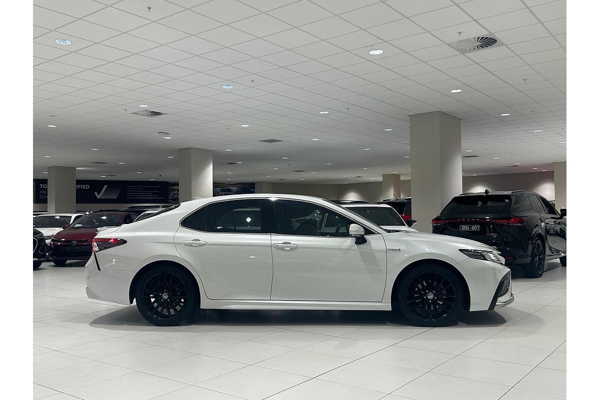 2021 Toyota Camry SX AXVH70R