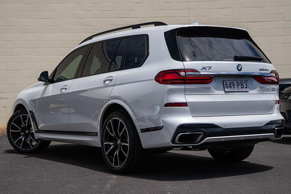 2022 BMW X7 xDrive30d G07