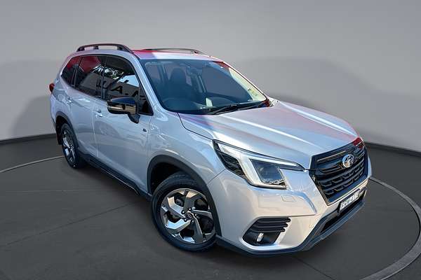 2023 Subaru Forester 2.5i-S 50 Years Edition S5