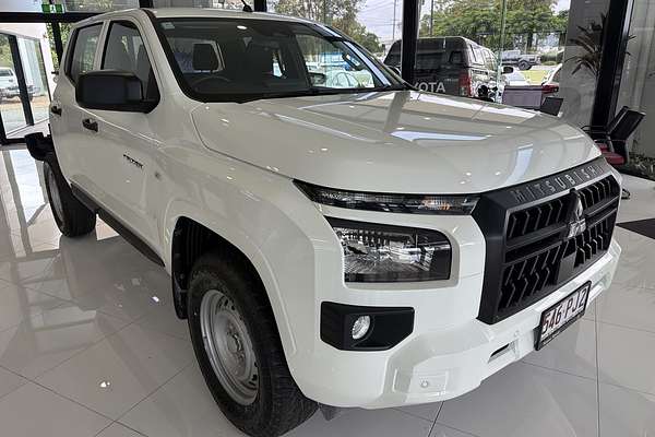 2025 Mitsubishi Triton GLX MV 4X4