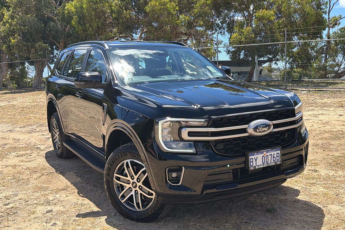 2025 Ford Everest Ambiente 2.0L