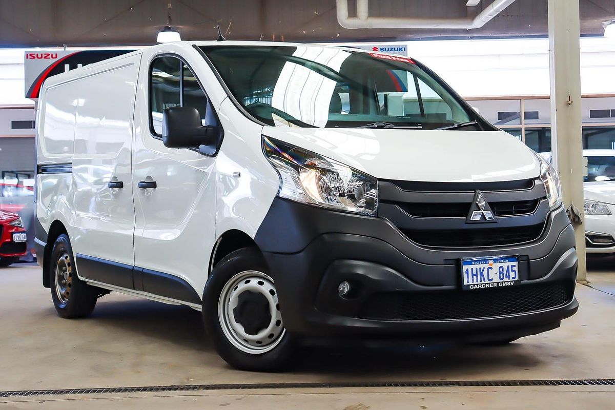 2021 Mitsubishi Express GLX SN SWB