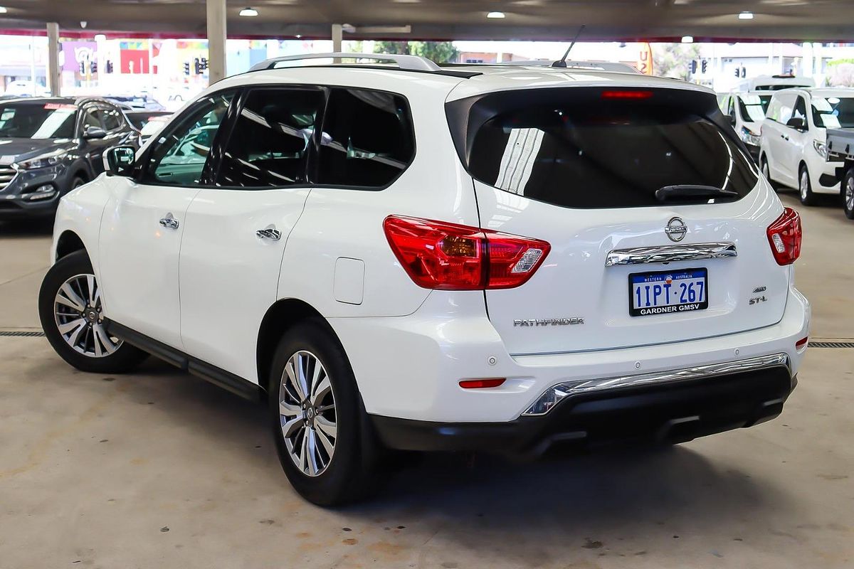 2019 Nissan Pathfinder ST-L R52 Series III