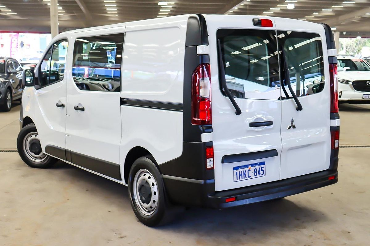 2021 Mitsubishi Express GLX SN SWB