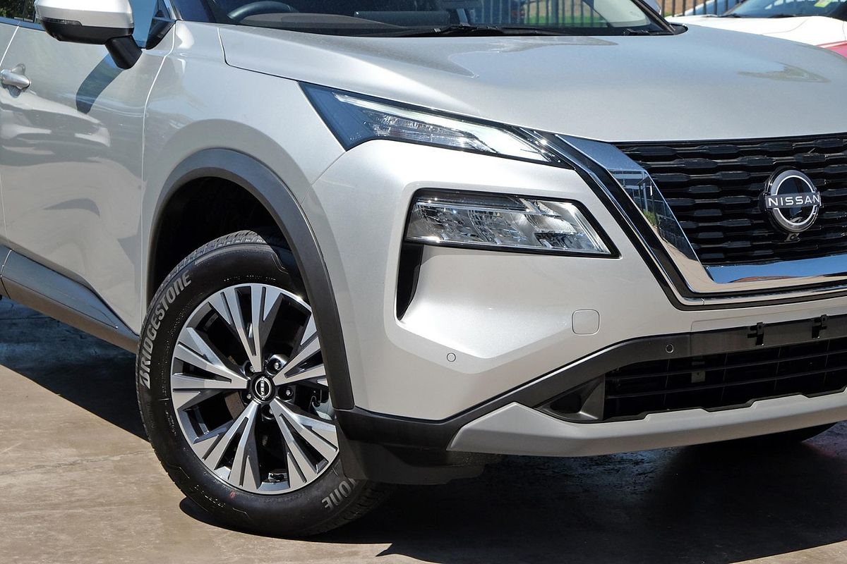 2025 Nissan X-TRAIL ST-L T33