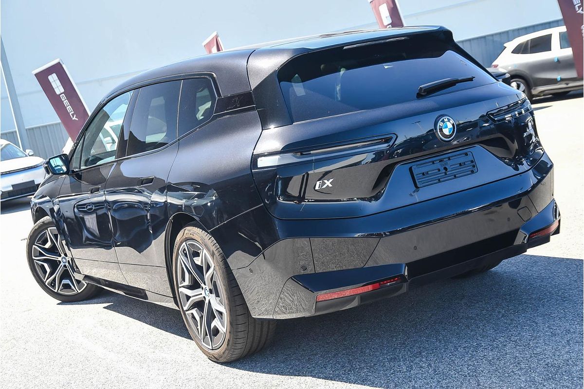 2024 BMW iX xDrive50 Sport I20