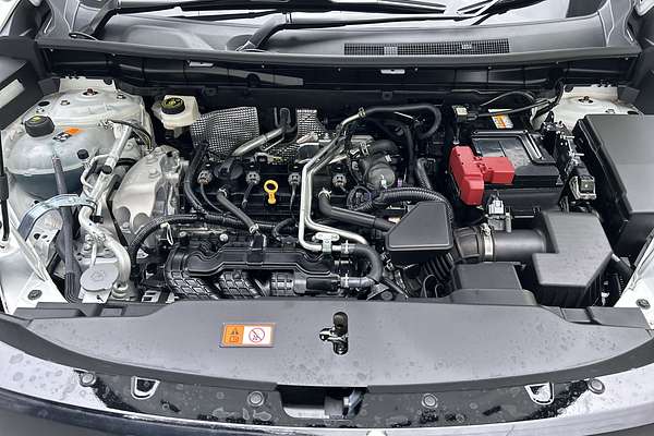 2025 Mitsubishi Outlander LS ZM thumb-10