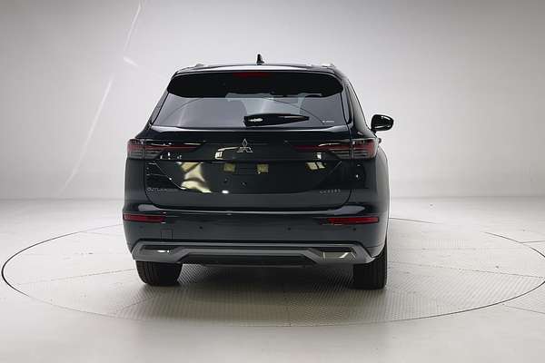 2025 Mitsubishi Outlander Exceed ZM thumb-6