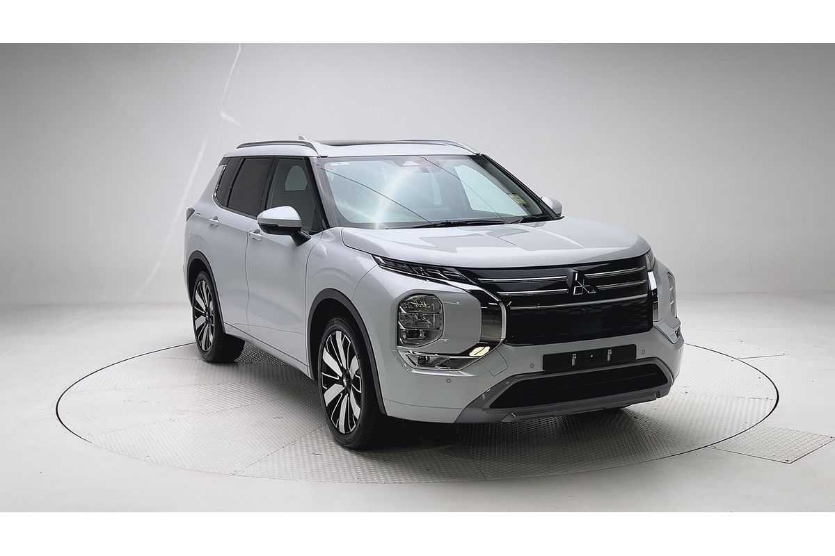 2025 Mitsubishi Outlander Exceed ZM