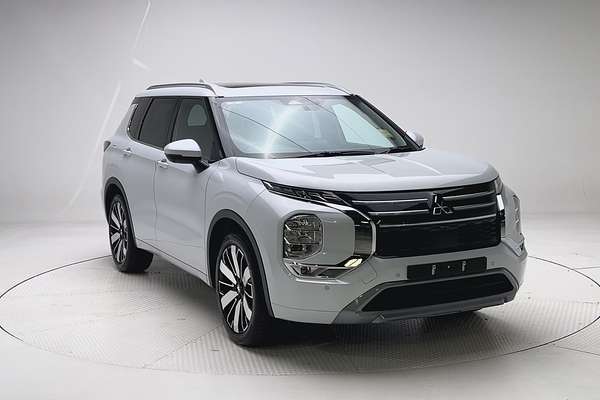 2025 Mitsubishi Outlander Exceed ZM thumb-1