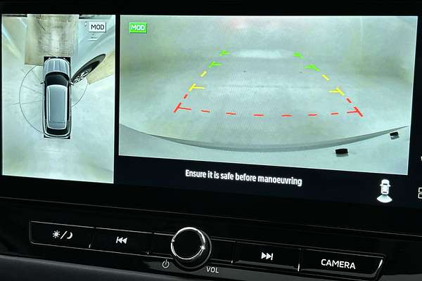 2025 Mitsubishi Outlander Exceed ZM thumb-15