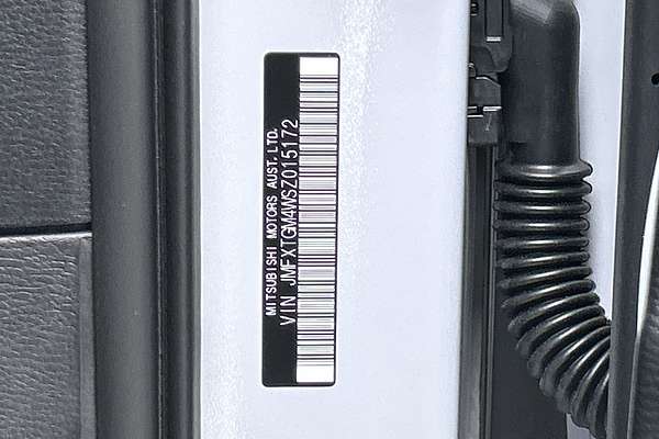 2025 Mitsubishi Outlander Exceed ZM thumb-23