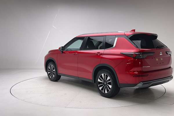 2025 Mitsubishi Outlander LS ZM thumb-5