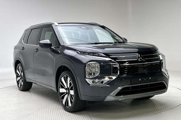 2025 Mitsubishi Outlander Exceed ZM