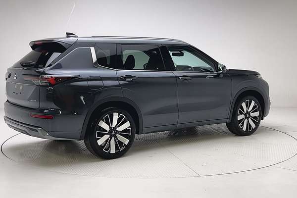 2025 Mitsubishi Outlander Exceed ZM thumb-7