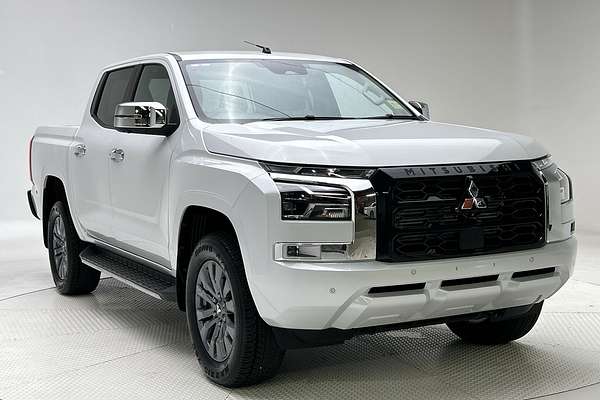 2025 Mitsubishi Triton GLS MV 4X4