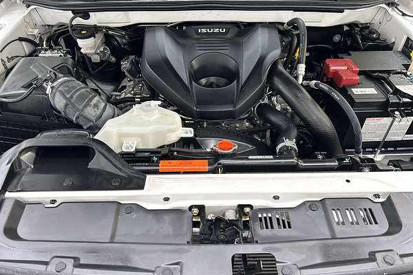 2023 Isuzu MU-X LS-M thumb-10