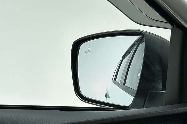 2023 Isuzu MU-X LS-M thumb-17