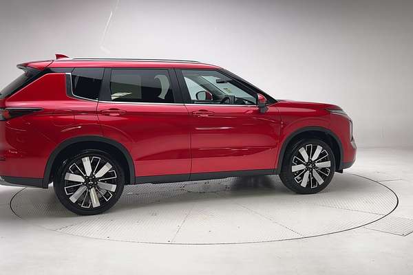 2025 Mitsubishi Outlander Aspire ZM thumb-2