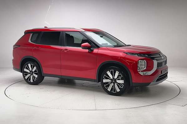 2025 Mitsubishi Outlander Aspire ZM thumb-3