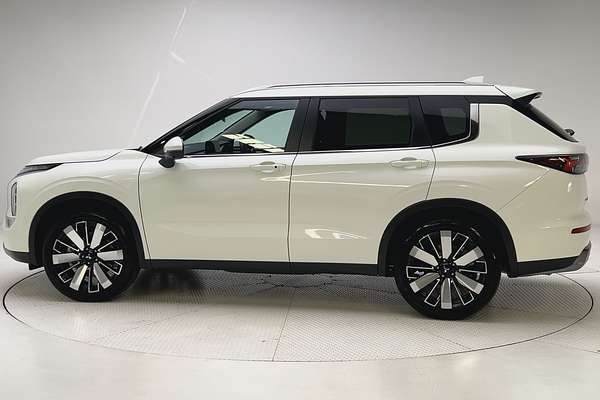 2025 Mitsubishi Outlander Aspire ZM thumb-7