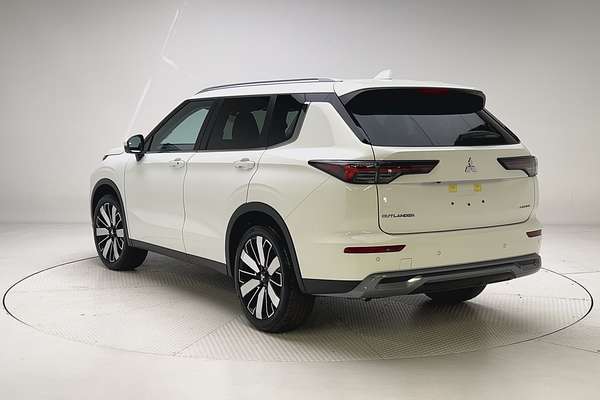 2025 Mitsubishi Outlander Aspire ZM thumb-8