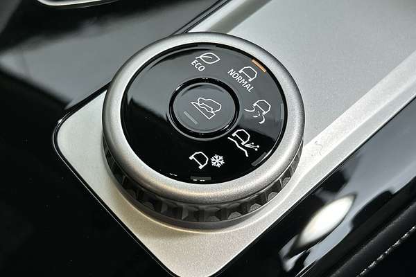 2025 Mitsubishi Outlander Aspire ZM thumb-16