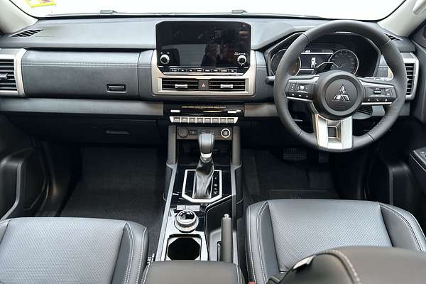 2025 Mitsubishi Triton GLS MV 4X4 thumb-19