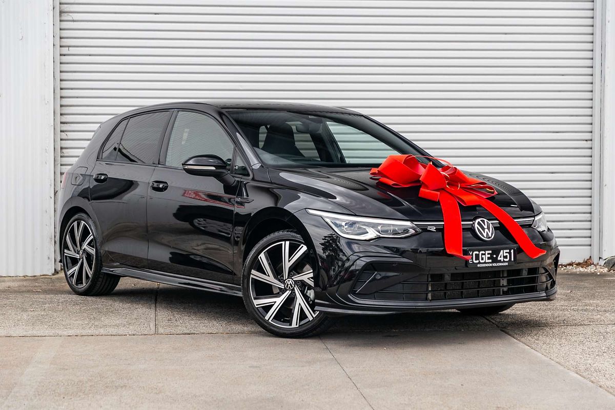 2022 Volkswagen Golf 110TSI R-Line 8