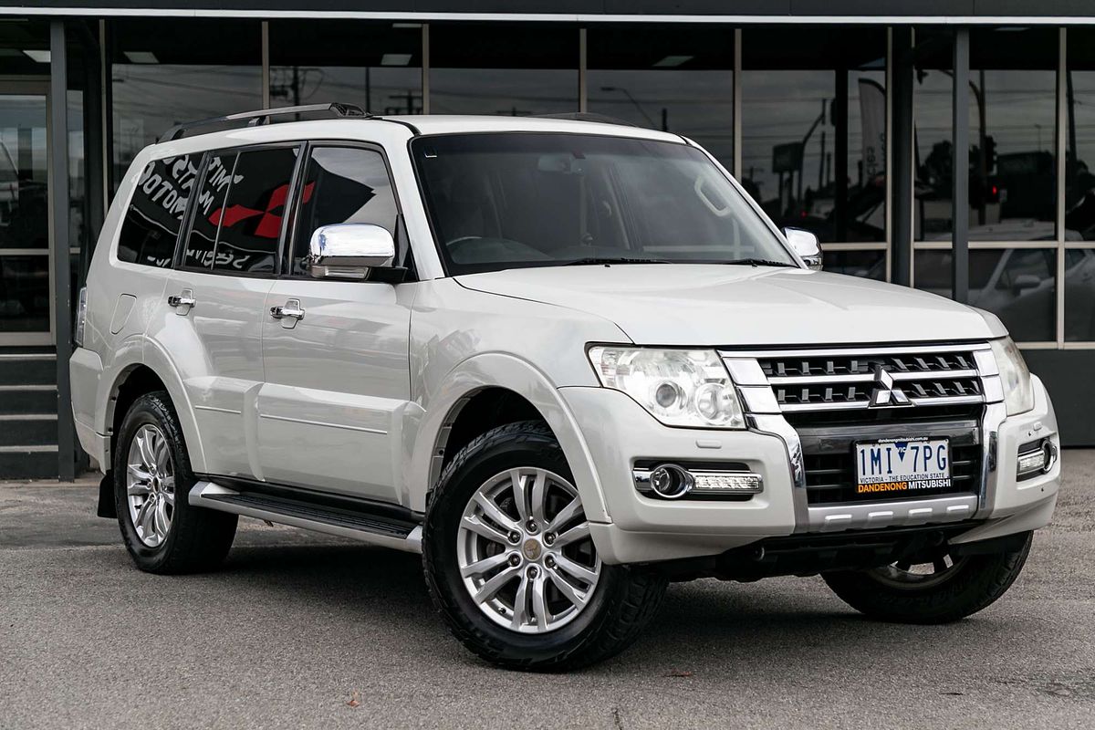 2015 Mitsubishi Pajero GLX NX