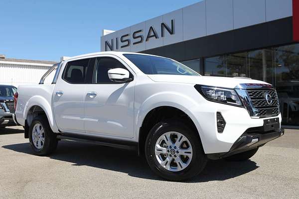 2025 Nissan Navara ST D23 4X4