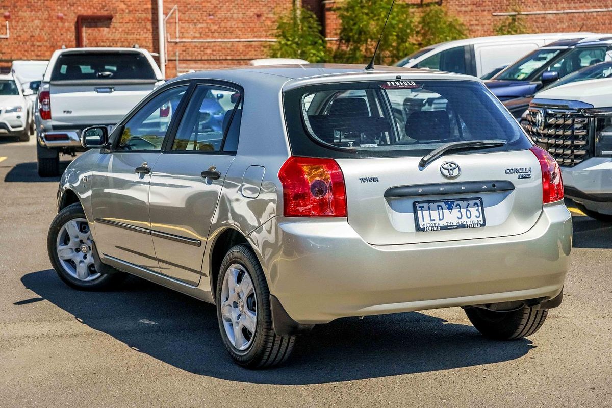 2005 Toyota Corolla Ascent ZZE122R