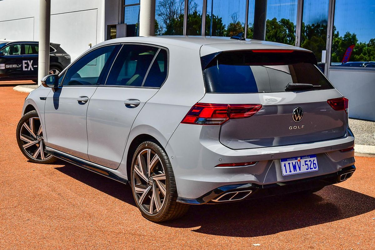 2024 Volkswagen Golf 110TSI R-Line 8