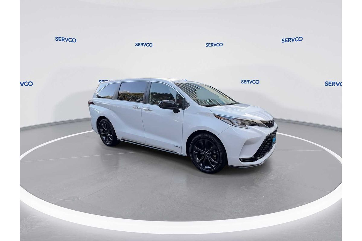 2021 Toyota SIENNA XSE