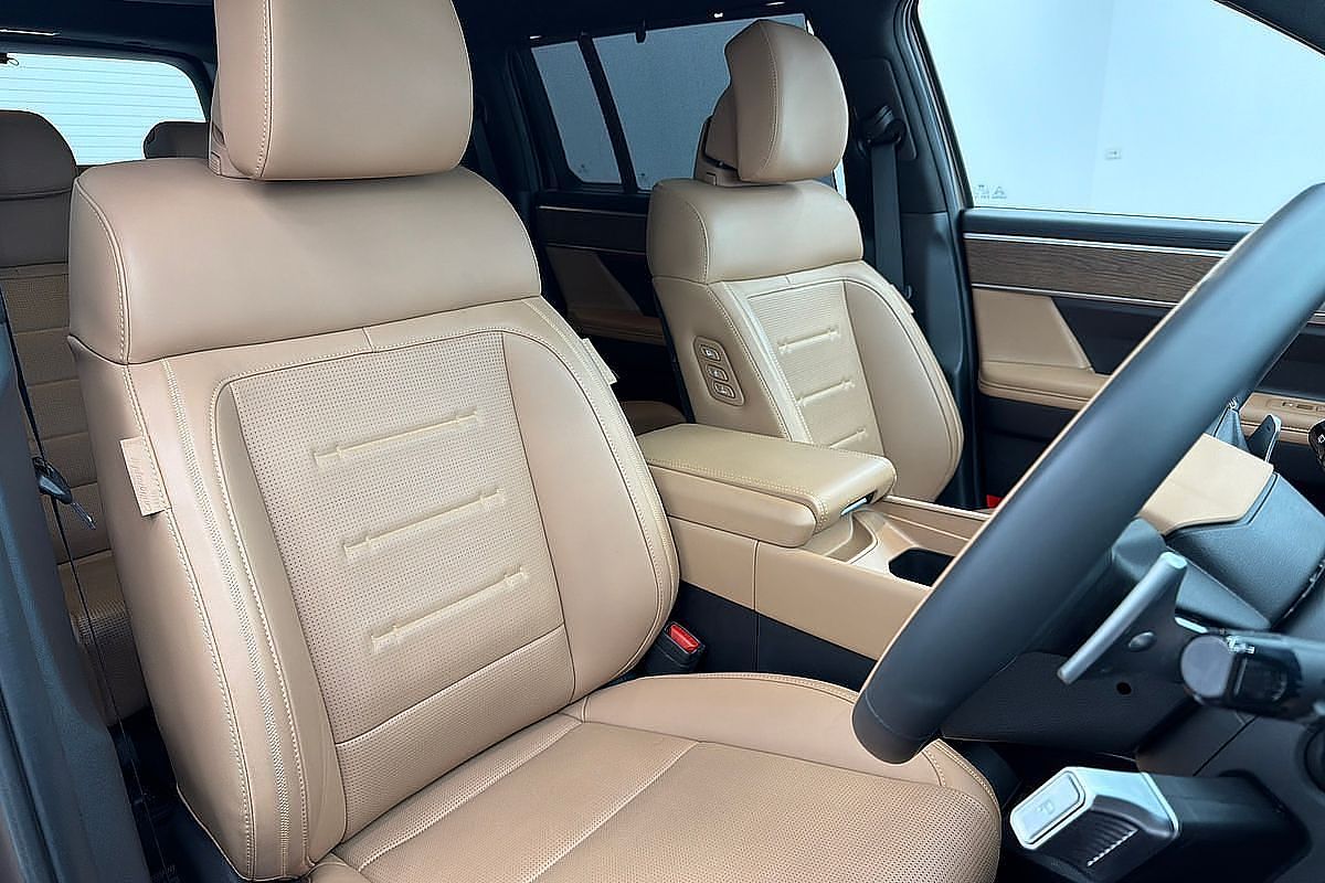 2024 Hyundai Santa Fe Hybrid Calligraphy MX5.V1